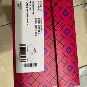 NEW NEVER WORN Tory Burch Miller Sandals - Dark Lotus/Bermuda